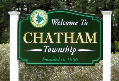The city limits sign of Chatham, NJ. "Welcome to Chatham Township"